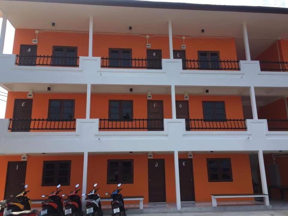 Hostel Sea Breeze Backpacker Ko Pha Ngan Zewnętrze zdjęcie